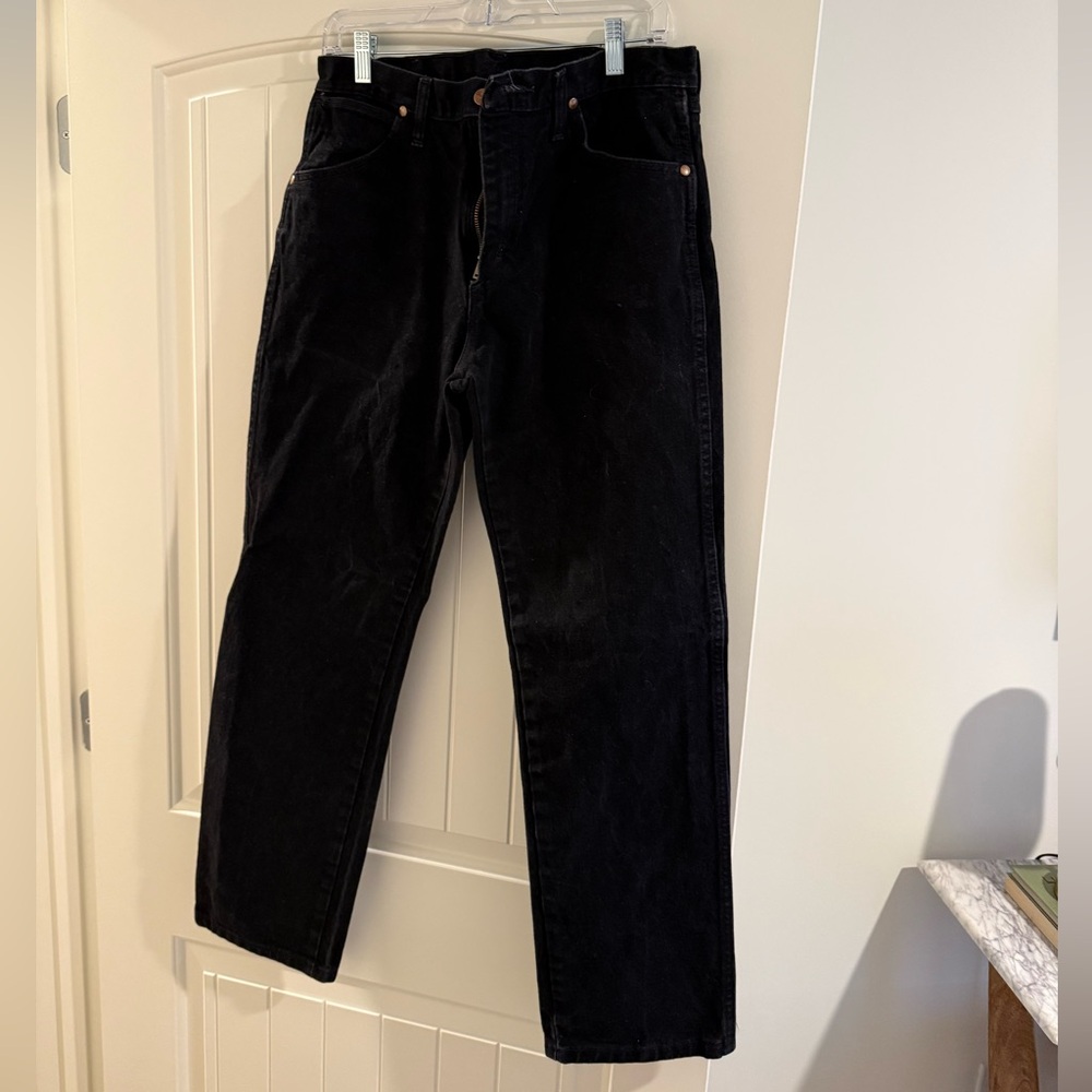 Men's Black Denim Wrangler Pants 33 x 32